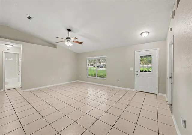 Photo 3 of Single family home for sale at 2928 Eastbrook Dr, Lakeland, FL 33811 | MLS# O6442728 | Listing updated on 2026-10-15