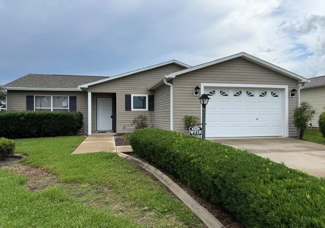 Single family home for sale at 2704 Benavides Dr, THE VILLAGES, FL 32162 | MLS# O6442729
