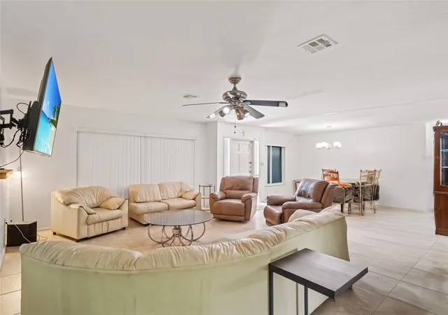 Photo 3 of Sale Pending at 562 E Tarpon Blvd NW, Port Charlotte, FL 33952 | MLS# TB8549582 | Listing updated on 2026-09-29
