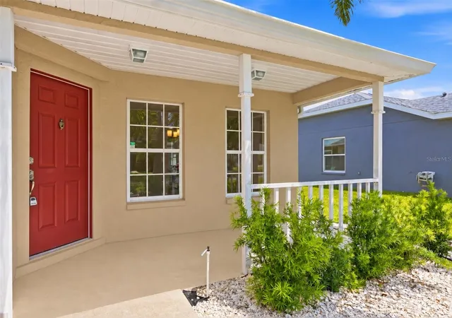 Photo 2 of Single family home for sale at 11842 Dunster Ln, Parrish, FL 34219 | MLS# R4912018 | Listing updated on 2026-10-26