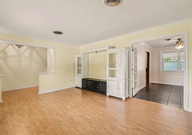 Photo 3 of Single family home for sale at 3510 Glocca Morra Dr, Apopka, FL 32703 | MLS# O6442736 | Listing updated on 2026-10-08