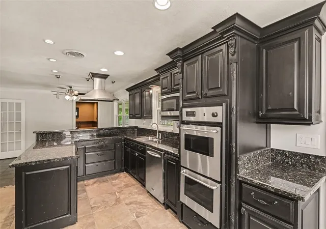 Photo 3 of Single family home for sale at 3510 Glocca Morra Dr, Apopka, FL 32703 | MLS# O6442736 | Listing updated on 2026-10-08