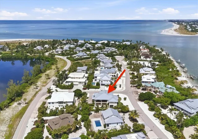 Photo 3 of Single family home for sale at 10009 Gasparilla Pass Blvd, Boca Grande, FL 33921 | MLS# D6148817 | Listing updated on 2026-09-18