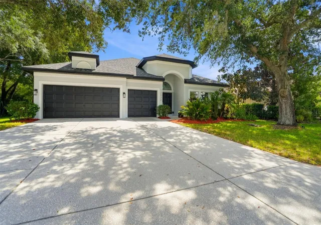 Photo 2 of Single family home for sale at 12632 Flamingo Pkwy, Spring Hill, FL 34610 | MLS# TB8549608 | Listing updated on 2026-09-26