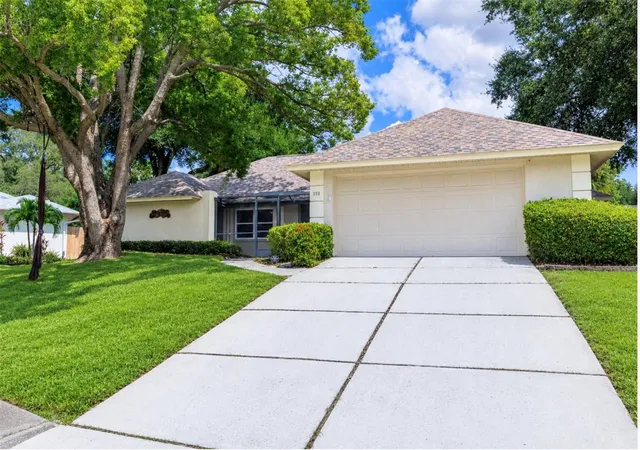 Photo 4 of Single family home for sale at 390 Meravan Ct, Palm Harbor, FL 34683 | MLS# TB8549609 | Listing updated on 2026-10-03