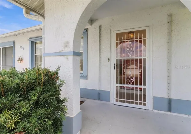 Photo 2 of Single family home for sale at 3786 N Honeylocust Dr, Beverly Hills, FL 34465 | MLS# CC857991 | Listing updated on 2026-10-08