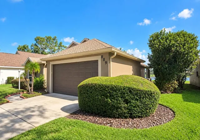 Photo 3 of Single family home for sale at 989 Paddington Ter, Lake Mary, FL 32746 | MLS# O6442749 | Listing updated on 2026-09-26
