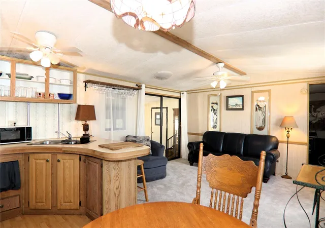 Photo 2 of Manufactured home for sale at 118 N Starboard Dr, Venice, FL 34285 | MLS# N6145808 | Listing updated on 2026-10-02