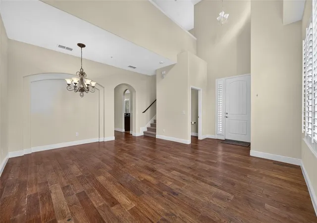 Photo 3 of Townhouse for sale at 1122 Charming St, Maitland, FL 32751 | MLS# O6442753 | Listing updated on 2026-09-23