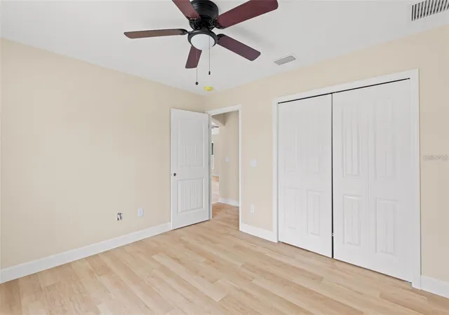 Photo 4 of Single family home for sale at 6081 Knollwood Dr, Dade City, FL 33523 | MLS# TB8549613 | Listing updated on 2026-09-18