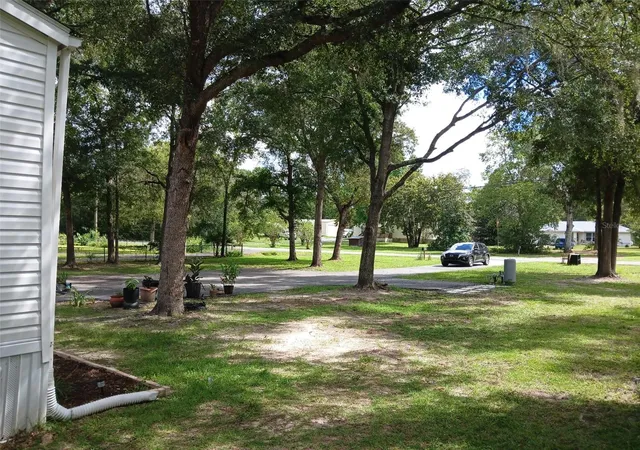 Photo 3 of Manufactured home for sale at 4536 S Leisure Blvd, Lecanto, FL 34461 | MLS# TB8549618 | Listing updated on 2026-09-19