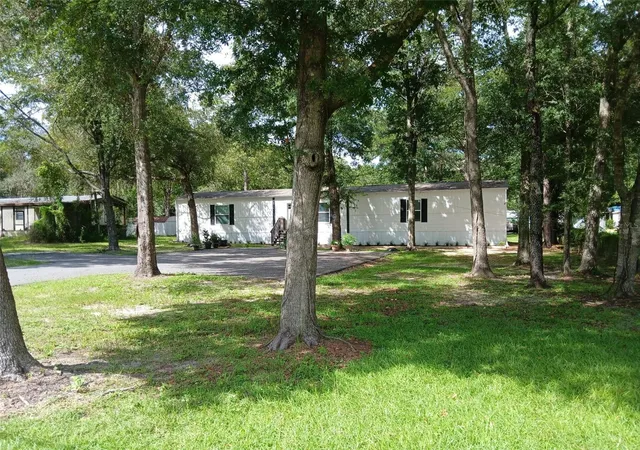 Photo 4 of Manufactured home for sale at 4536 S Leisure Blvd, Lecanto, FL 34461 | MLS# TB8549618 | Listing updated on 2026-09-19