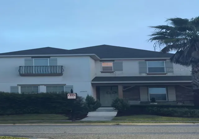 Photo 3 of Single family home for sale at 15601 Dahoon Holly Ln, Winter Garden, FL 34787 | MLS# O6442755 | Listing updated on 2026-09-25