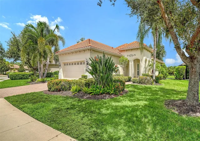 Photo 2 of Single family home for sale at 7159 Westhill Ct, Lakewood Ranch, FL 34202 | MLS# A4706496 | Listing updated on 2026-09-19