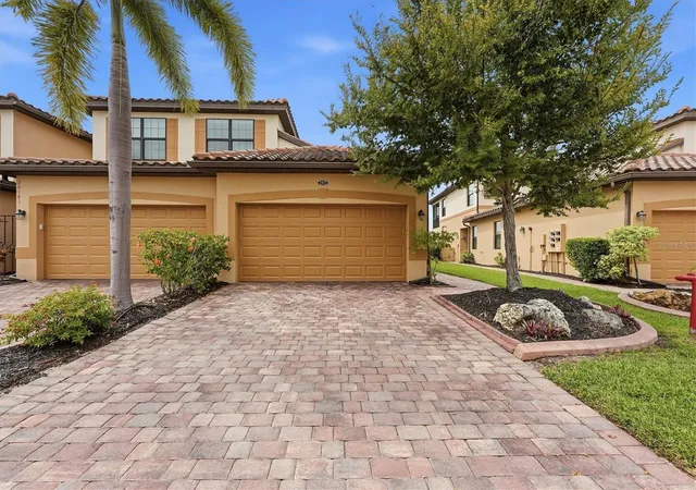 Condo for sale at 20181 Ragazza Cir #102, VENICE, FL 34293 | MLS# N6145810