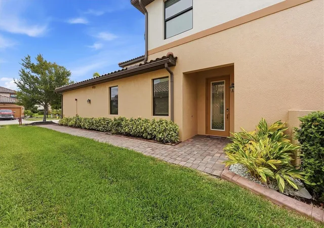 Photo 2 of Condo for sale at 20181 Ragazza Cir #102, Venice, FL 34293 | MLS# N6145810 | Listing updated on 2026-10-07