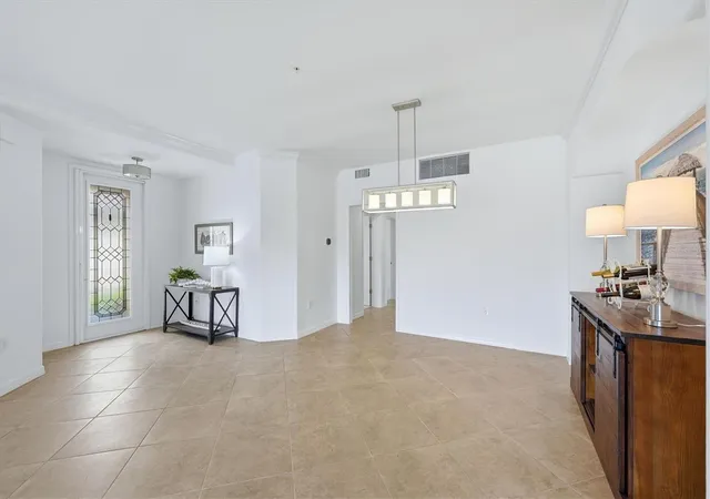 Photo 3 of Condo for sale at 20181 Ragazza Cir #102, Venice, FL 34293 | MLS# N6145810 | Listing updated on 2026-10-07