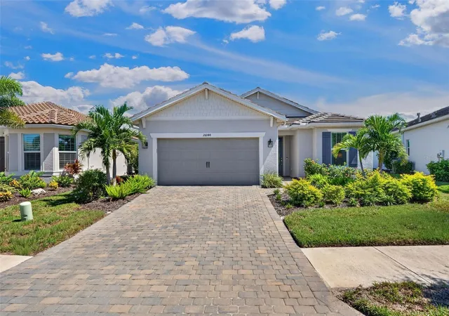 Photo 3 of Single family home for sale at 26044 Seastone Dr, Englewood, FL 34223 | MLS# A4706498 | Listing updated on 2026-10-06