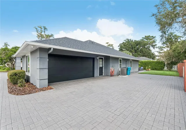 Photo 4 of Single family home for sale at 3717 Camino Way, Orlando, FL 32808 | MLS# O6442763 | Listing updated on 2026-09-18