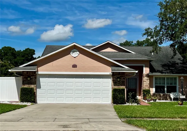 Photo 1 of Single family home for sale at 830 Lake Como Dr, Lake Mary, FL 32746 | MLS# O6442765 | Listing updated on 2026-09-27