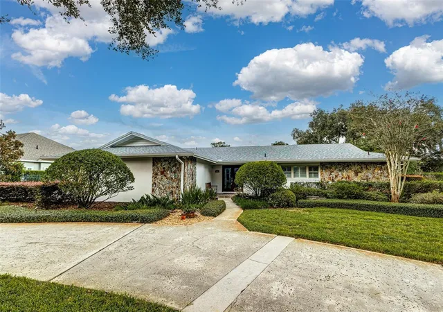 Single family home for sale at 451 Lone Palm Dr, LAKELAND, FL 33815 | MLS# L4965133