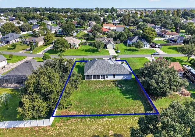 Photo 3 of Single family home for sale at 36731 Tropical Wind Ln, Grand Island, FL 32735 | MLS# G5117932 | Listing updated on 2026-09-21