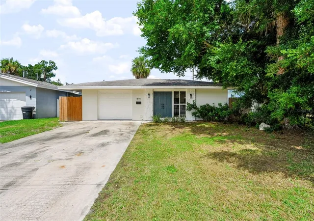 Photo 1 of Single family home for sale at 1849 New Hampshire Ave Ne, Saint Petersburg, FL 33703 | MLS# TB8549640 | Listing updated on 2026-10-03