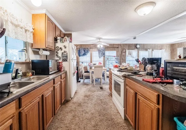 Photo 3 of Manufactured home for sale at 3319 Alpha Ln, Lake Wales, FL 33898 | MLS# TB8549642 | Listing updated on 2026-09-24