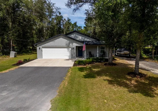 Photo 3 of Single family home for sale at 10391 NE 72nd Street, Bronson, FL 32621 | MLS# OM732449 | Listing updated on 2026-10-02