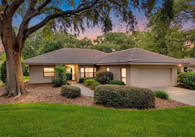 Photo 1 of Single family home for sale at 2961 W Plantation Pines Ct, Lecanto, FL 34461 | MLS# OM732451 | Listing updated on 2026-09-18
