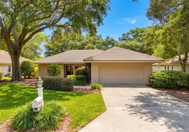 Photo 3 of Single family home for sale at 2961 W Plantation Pines Ct, Lecanto, FL 34461 | MLS# OM732451 | Listing updated on 2026-09-18