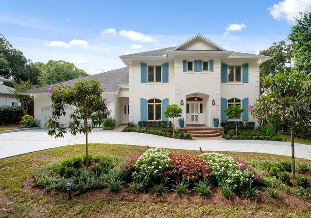 Photo 1 of Single family home for sale at 555 E Lake Sue Ave, Winter Park, FL 32789 | MLS# O6442775 | Listing updated on 2026-10-10