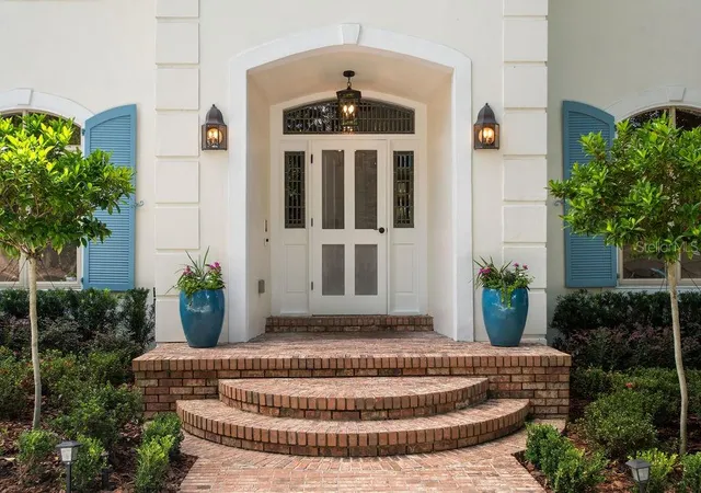 Photo 3 of Single family home for sale at 555 E Lake Sue Ave, Winter Park, FL 32789 | MLS# O6442775 | Listing updated on 2026-10-10