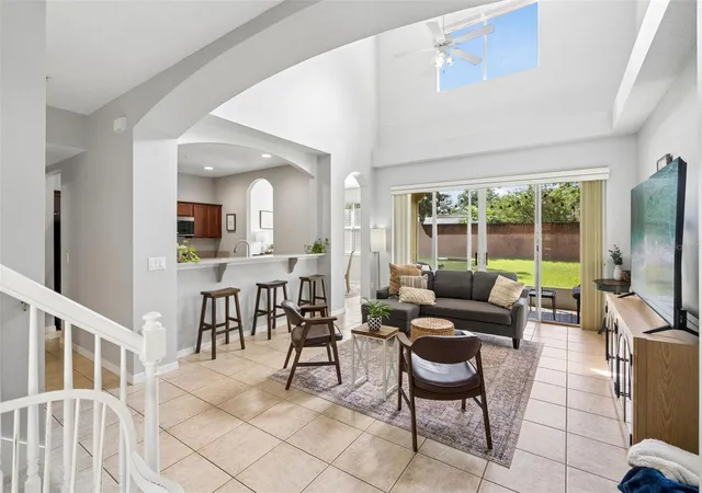 Photo 3 of Townhouse for sale at 2272 Wekiva Village Ln, Apopka, FL 32703 | MLS# O6442780 | Listing updated on 2026-09-18