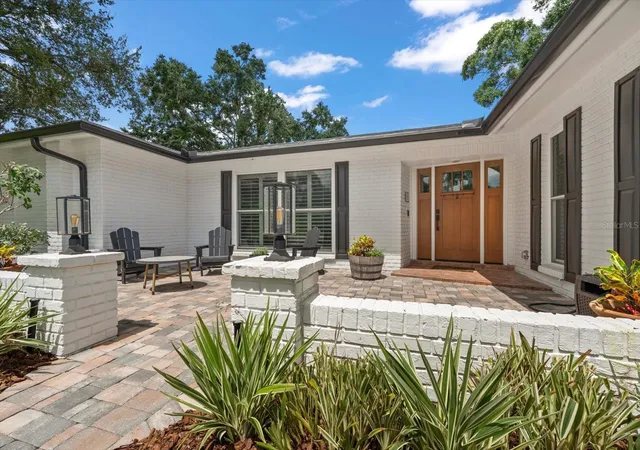 Photo 3 of Single family home for sale at 1232 Saint Andrews Dr, Dunedin, FL 34698 | MLS# TB8549649 | Listing updated on 2026-09-22