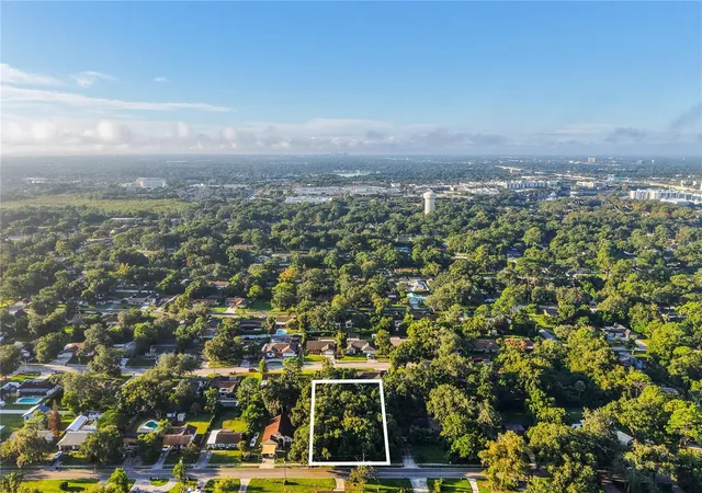 Photo 2 of Land for sale at Oakhurst St, Altamonte Springs, FL 32701 | MLS# O6442782 | Listing updated on 2026-10-07