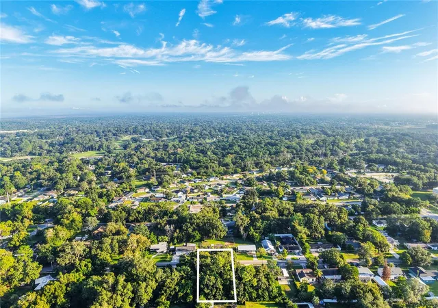 Photo 4 of Land for sale at Oakhurst St, Altamonte Springs, FL 32701 | MLS# O6442782 | Listing updated on 2026-10-07