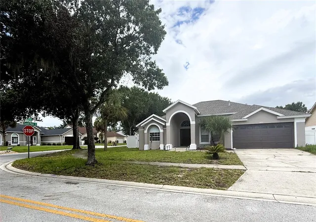 Photo 1 of Single family home for sale at 16123 Dogwood Hl St, Clermont, FL 34714 | MLS# S5157829 | Listing updated on 2026-09-19