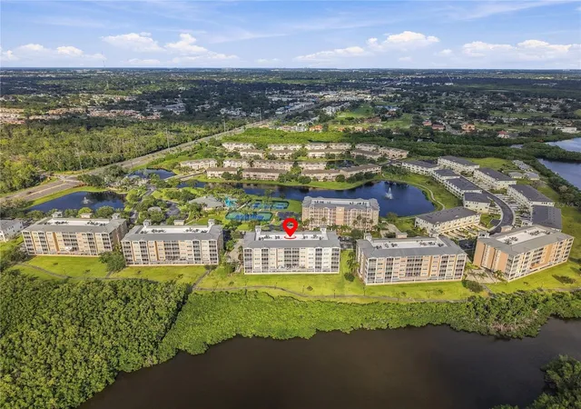 Photo 3 of Condo for sale at 7070 Key Hvn Rd #402, Seminole, FL 33777 | MLS# TB8549652 | Listing updated on 2026-09-19