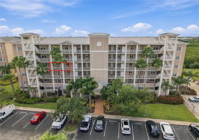 Photo 4 of Condo for sale at 7070 Key Hvn Rd #402, Seminole, FL 33777 | MLS# TB8549652 | Listing updated on 2026-09-19