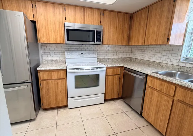 Photo 4 of Single family home for sale at 1819 Silverwood St, Inverness, FL 34453 | MLS# OM732453 | Listing updated on 2026-09-18