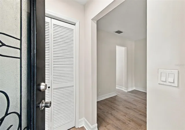 Listing Photo 4 - Condo for sale in building located at 2801 Burts Ave, TAMPA, FL 33614