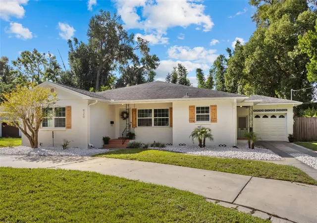 Photo 2 of Single family home for sale at 920 Boardman St, Orlando, FL 32804 | MLS# O6442788 | Listing updated on 2026-10-08