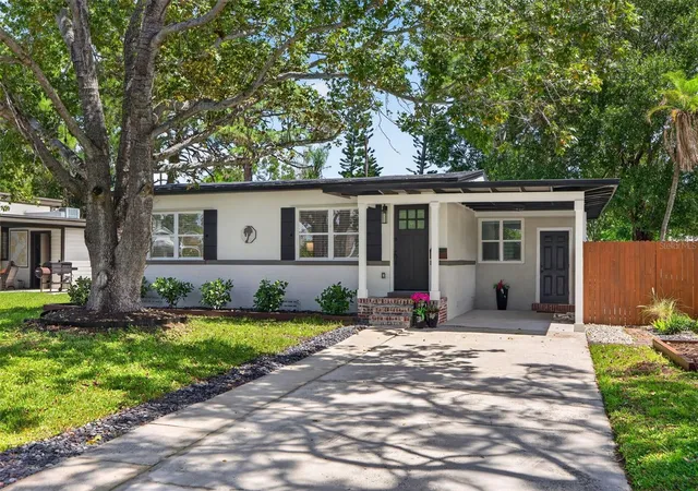 Photo 3 of Single family home for sale at 9025 1st Street Ne, Saint Petersburg, FL 33702 | MLS# TB8549654 | Listing updated on 2026-09-20