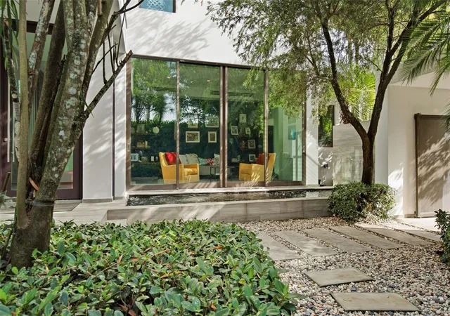 Photo 2 of Single family home for sale at 9 The Enclave, Dorado, PR 00646 | MLS# PR9124266 | Listing updated on 2026-09-30