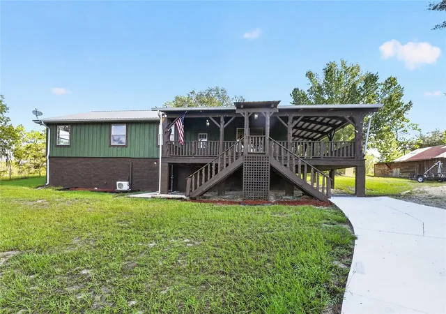 Single family home for sale at 5151 NE 124th Terrace, WILLISTON, FL 32696 | MLS# GC543588