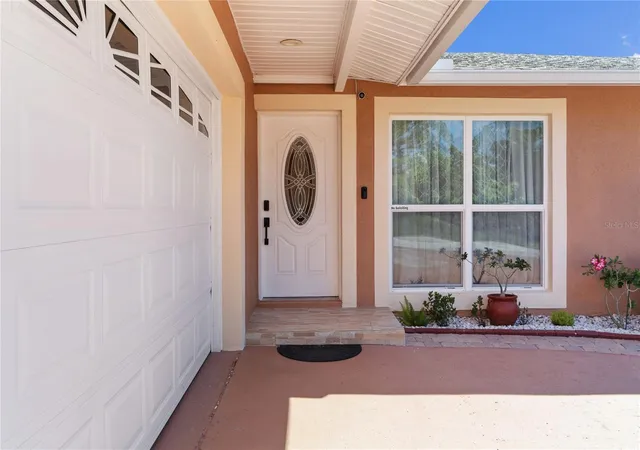 Photo 3 of Single family home for sale at 14501 Highland Hills Pl, Tampa, FL 33625 | MLS# TB8549682 | Listing updated on 2026-10-02