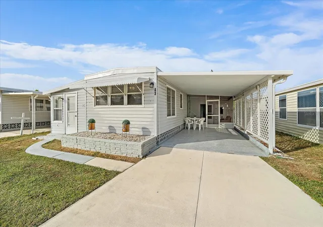 Photo 1 of Manufactured home for sale at 43 Edessa Dr, Palmetto, FL 34221 | MLS# A4706515 | Listing updated on 2026-10-08