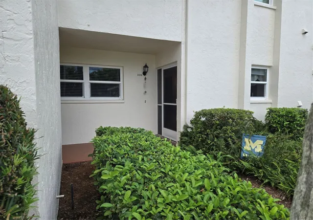 Photo 2 of Condo for sale at 756 Village Cir #102, Venice, FL 34292 | MLS# N6145812 | Listing updated on 2026-09-22