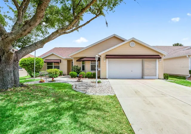Single family home for sale at 1311 Trinidad Ct, THE VILLAGES, FL 32162 | MLS# G5117941